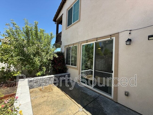 Building Photo - 288 Hopkins Ct