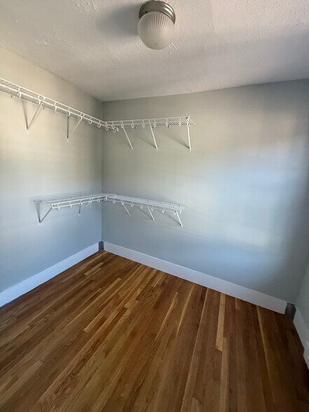 Building Photo - 119 Wrentham St