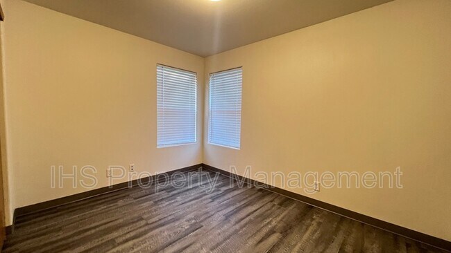 Building Photo - 6305 Chapel Hill Blvd