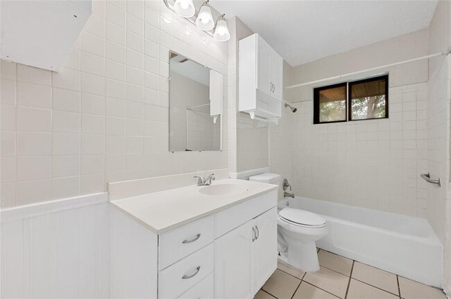 Building Photo - 5502 Salem Walk Dr