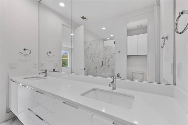 Building Photo - 4920 Lexington Ct