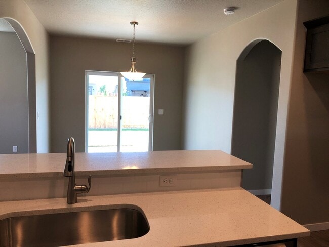 Building Photo - Beautiful newer 4 bedroom house in Coburg!