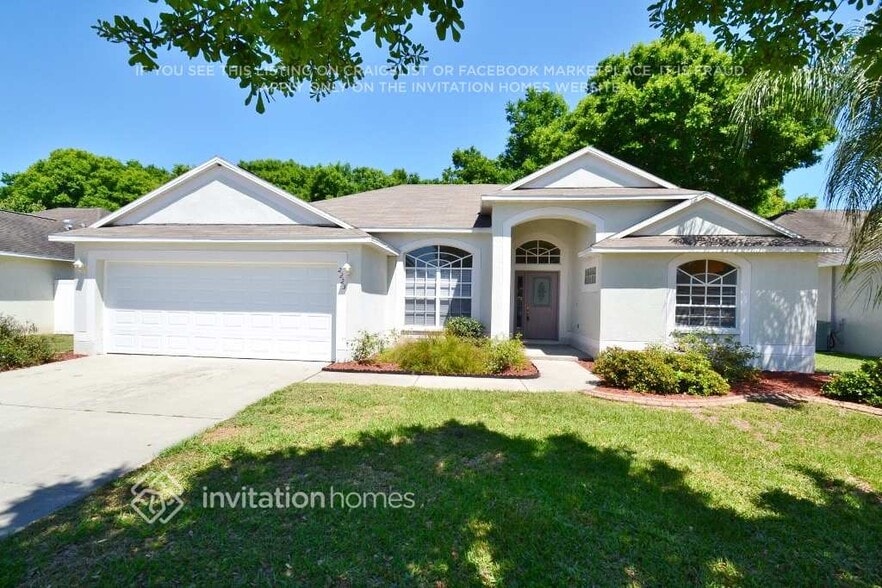 Primary Photo - 2223 Towering Oaks Cir