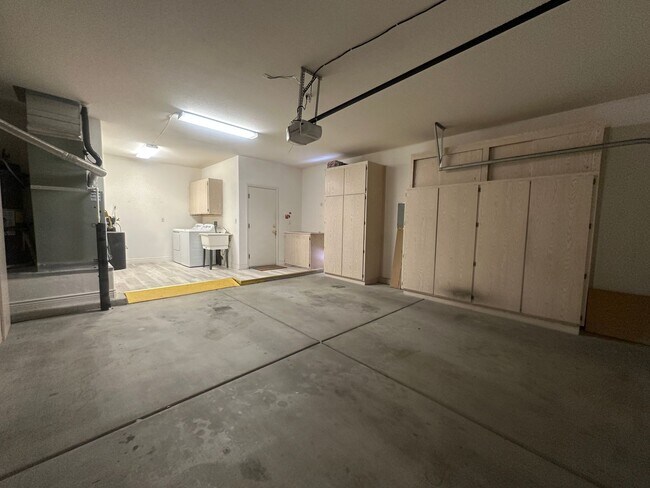 Building Photo - Sun City Summerlin 2 Bedroom