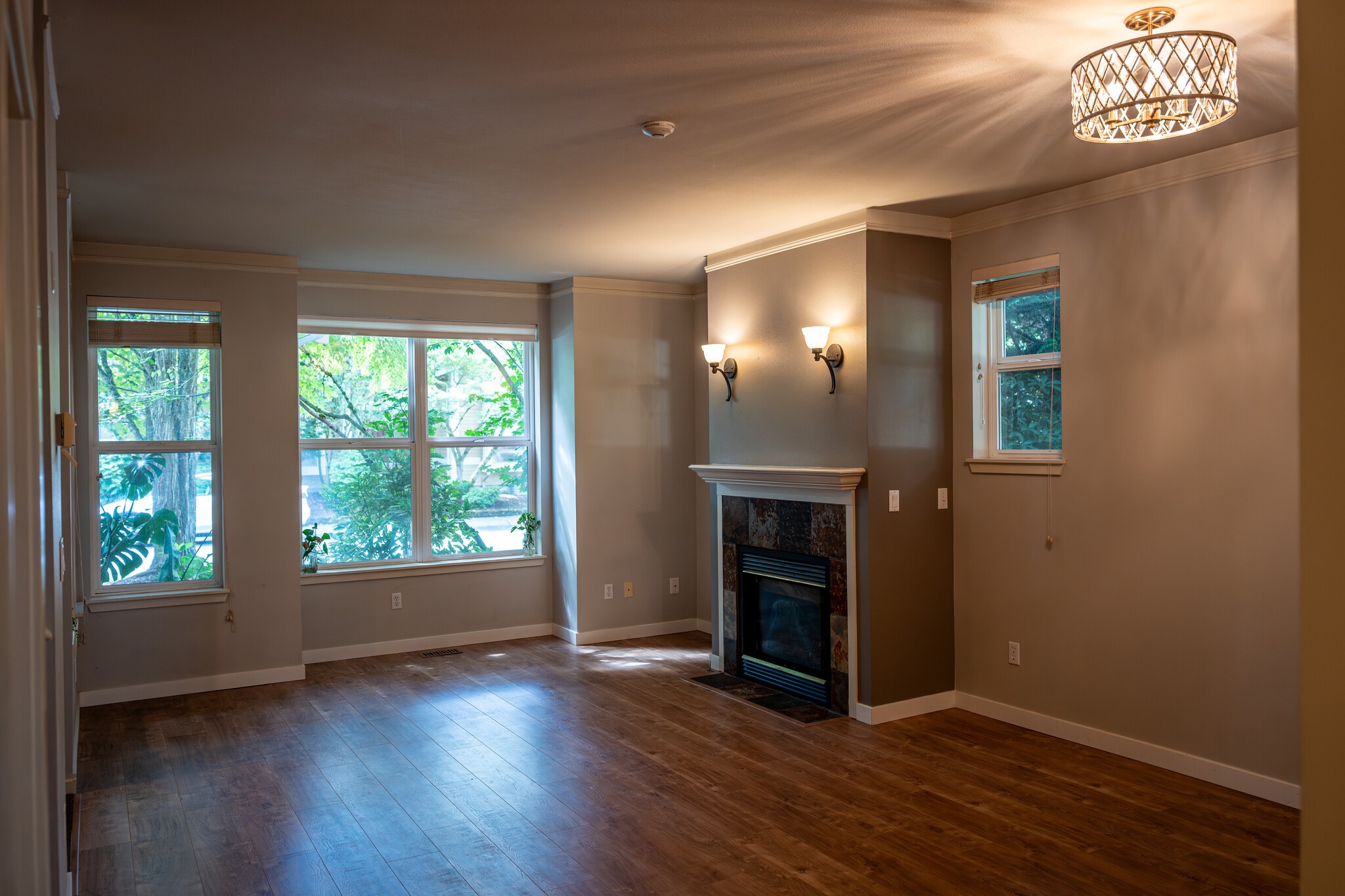 Building Photo - 15632 NE 92nd Way
