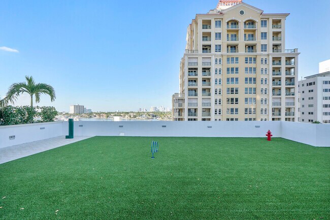 Building Photo - 151 N Seabreeze Blvd