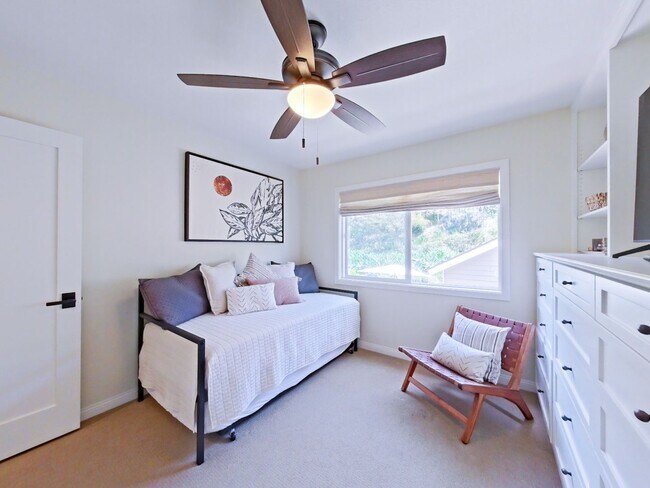 Building Photo - 33702 Calle Conejo