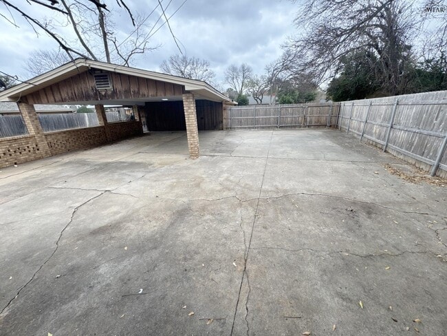 Building Photo - 4506 Nassau Dr