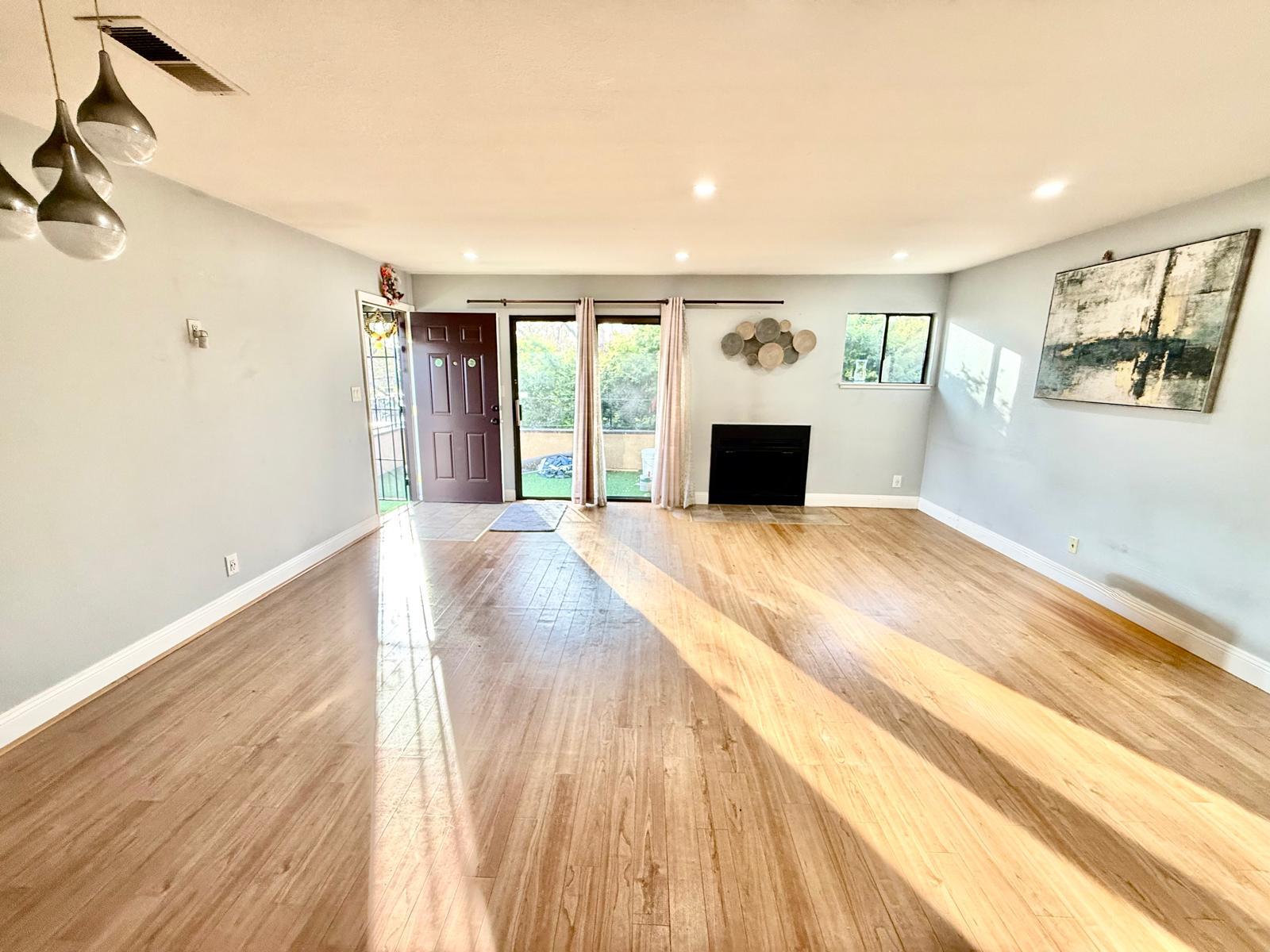 Building Photo - 36862 San Pedro Dr