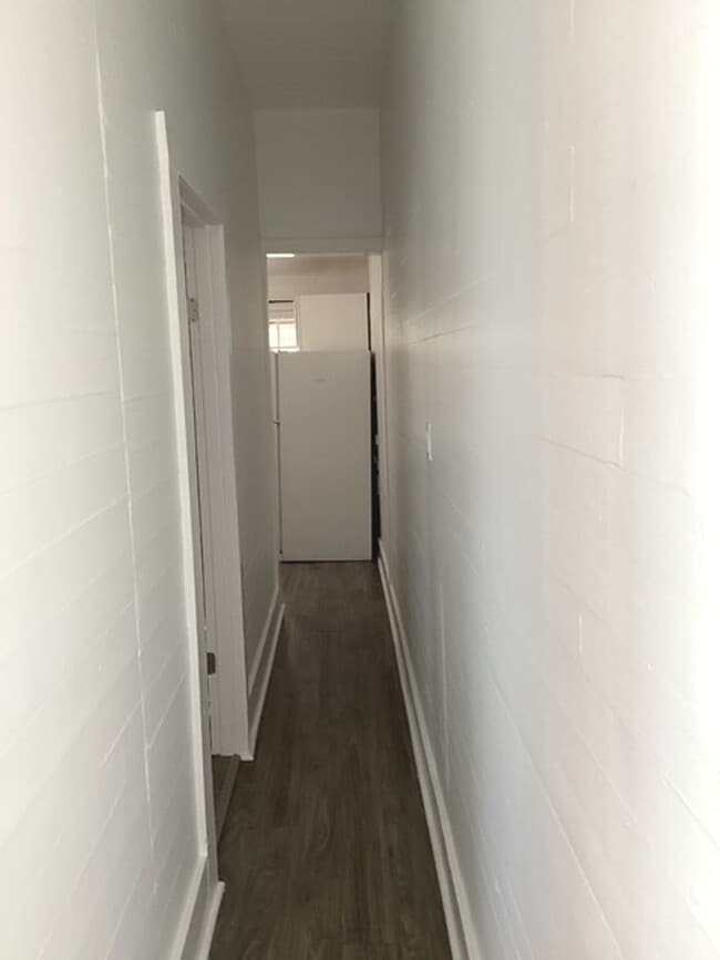 Building Photo - Old Town Location - 1 bed / 1 bath Apartment