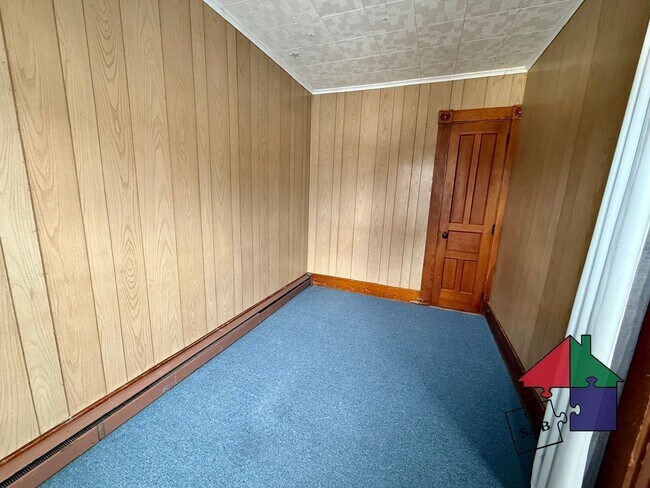 Building Photo - 37 Church Hill Rd