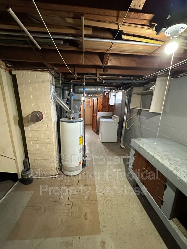 Building Photo - 10301 Granger Rd