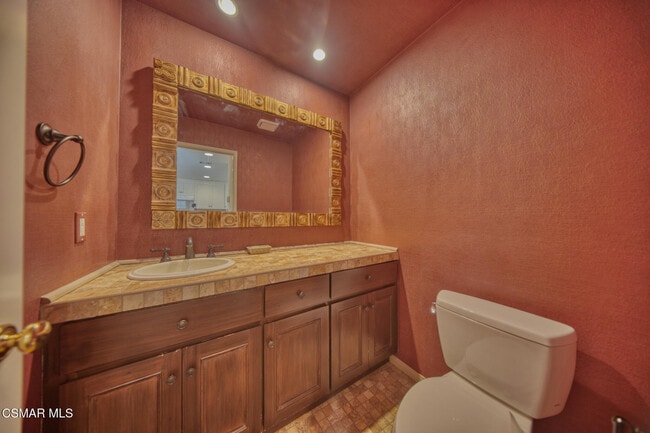 Building Photo - 1044 Cherry Creek Cir