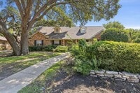 Building Photo - 2016 Willowbrook Way