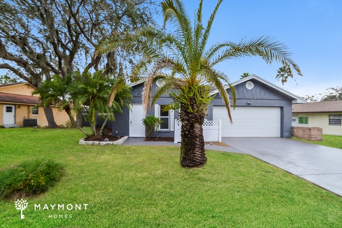 Primary Photo - 11 Maple Run