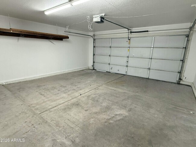 Building Photo - 1330 W Gary Dr