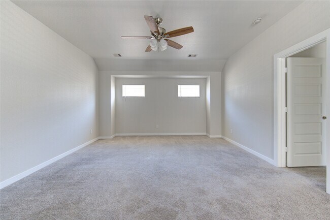 Building Photo - 2215 Emerald Diamond Ct