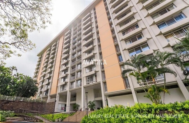 Building Photo - 1511 Nuuanu Ave