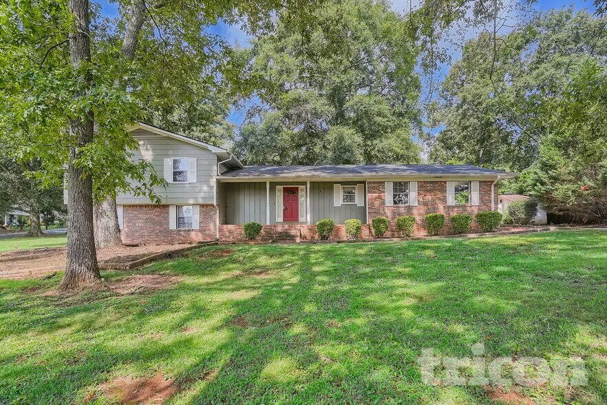 Building Photo - 114 Grassdale Rd