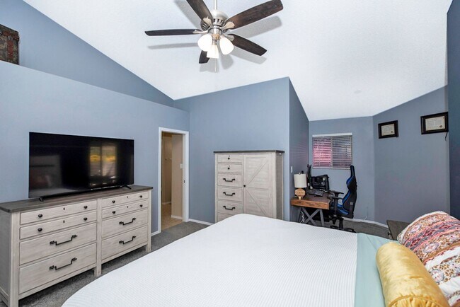 Building Photo - Pool home for rent August 1, 2025