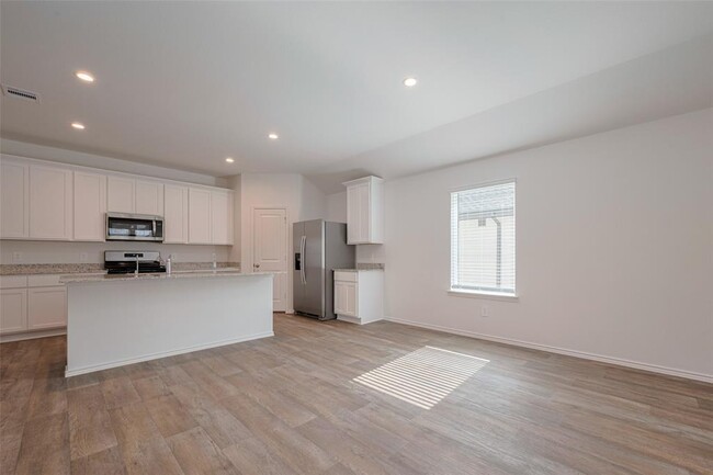 Building Photo - 30842 Brightwell Bnd
