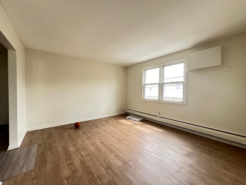 483 Ave A 6 - 485 Avenue A