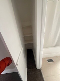 Building Photo - 616 Portland Ave