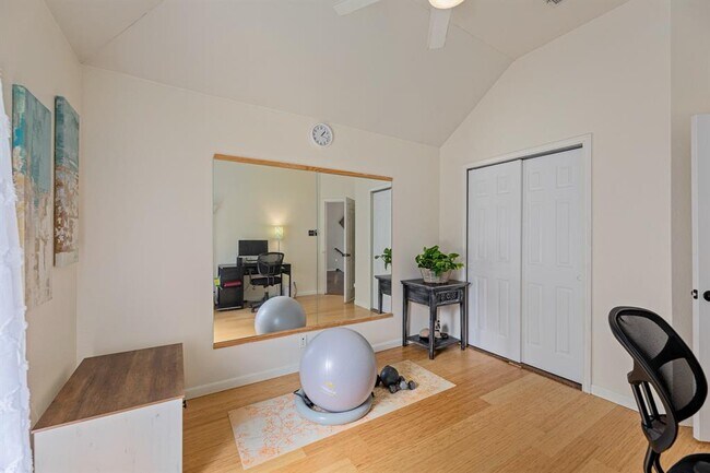 Building Photo - 1503 Warren Cove