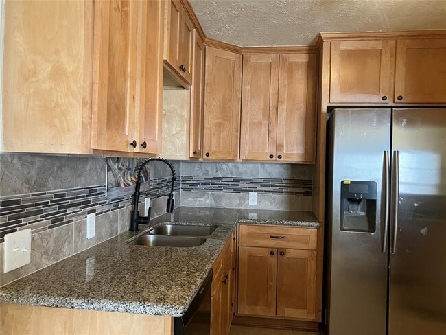 Building Photo - 920 Parsons Dr