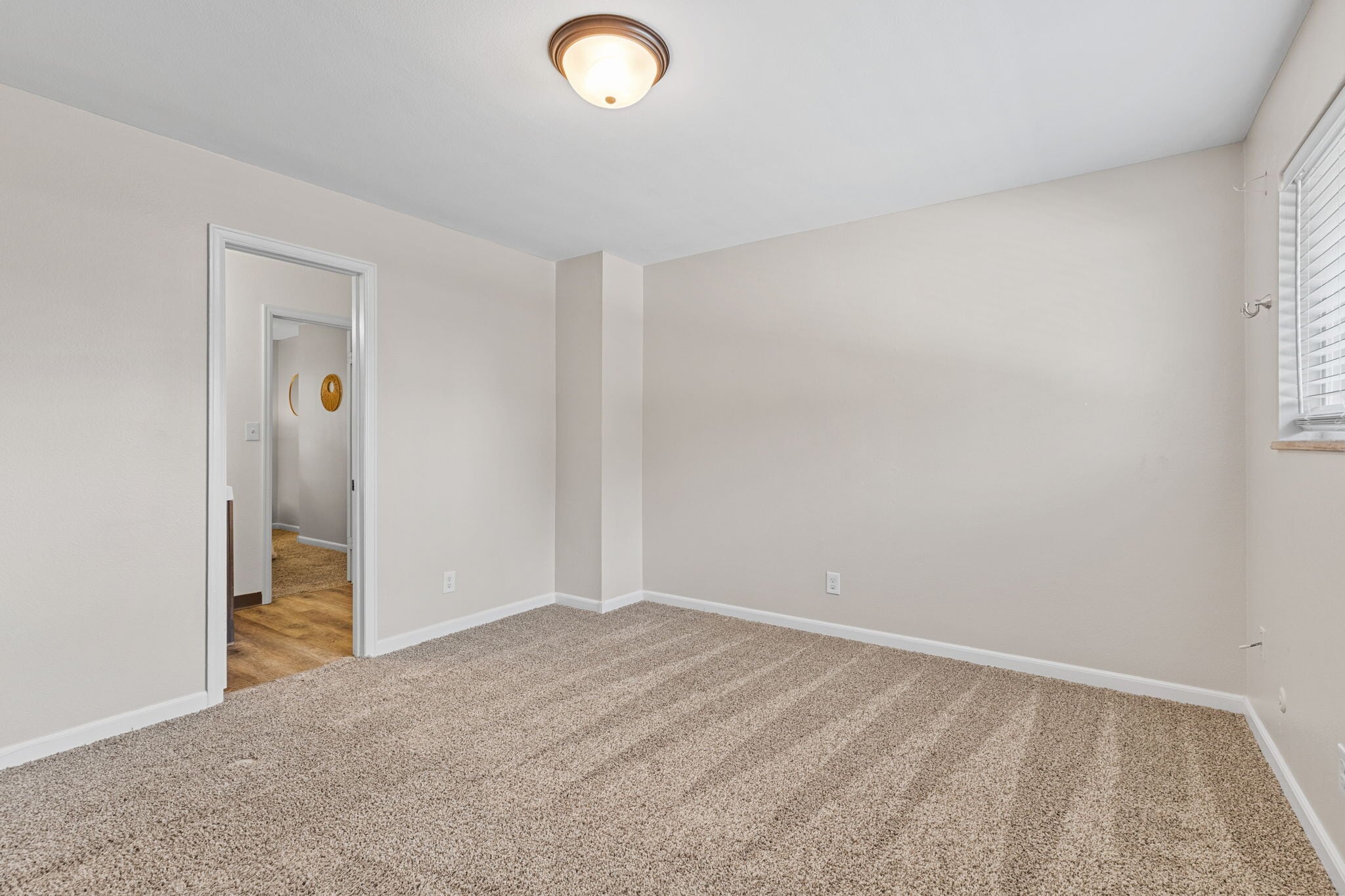 Building Photo - 4621 S Lowell Blvd
