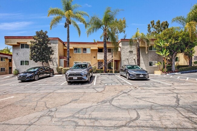Building Photo - Cozy 2 BD, 1 BA Condo in Las Palmas Villas!