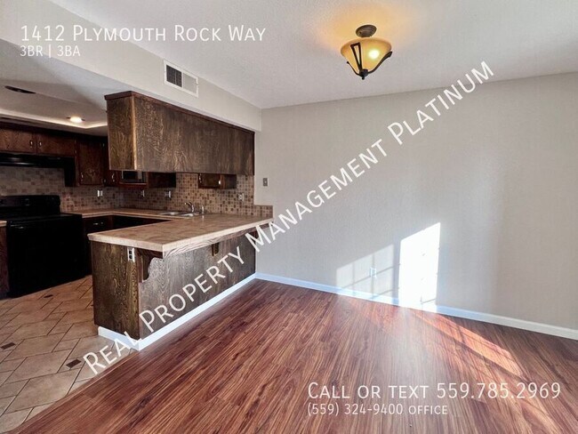 Building Photo - 1412 Plymouth Rock Way