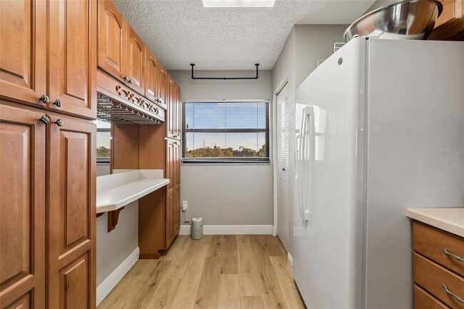 Building Photo - 900 Cove Cay Dr