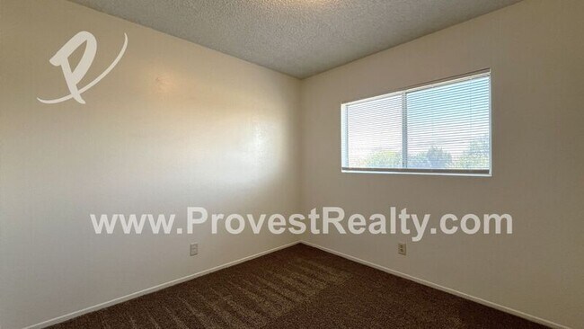Building Photo - 8914 I Ave
