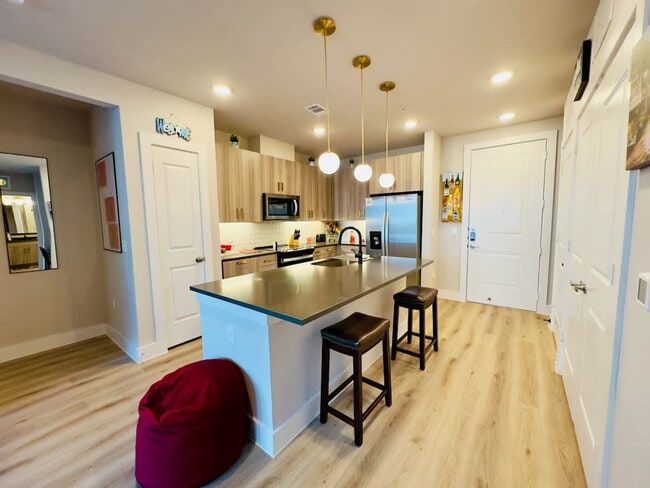 Building Photo - 12208 Tech Ridge Blvd