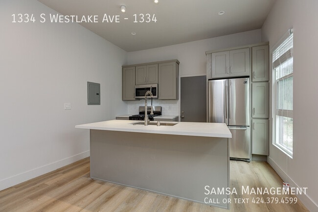 Building Photo - 1334 S Westlake Ave