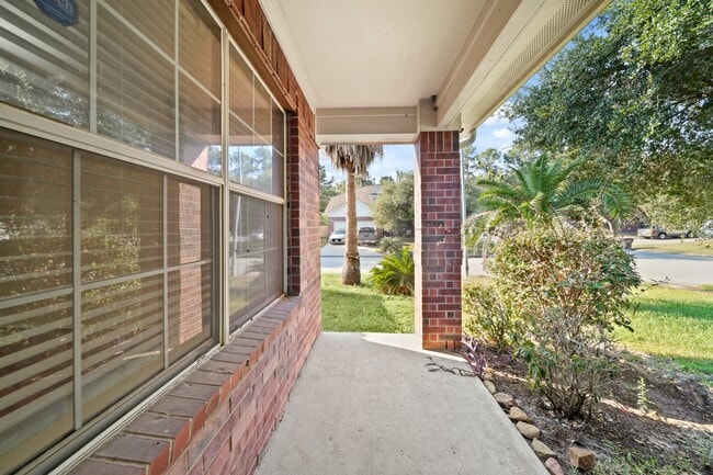 Building Photo - 17802 Kerrybrook Ln