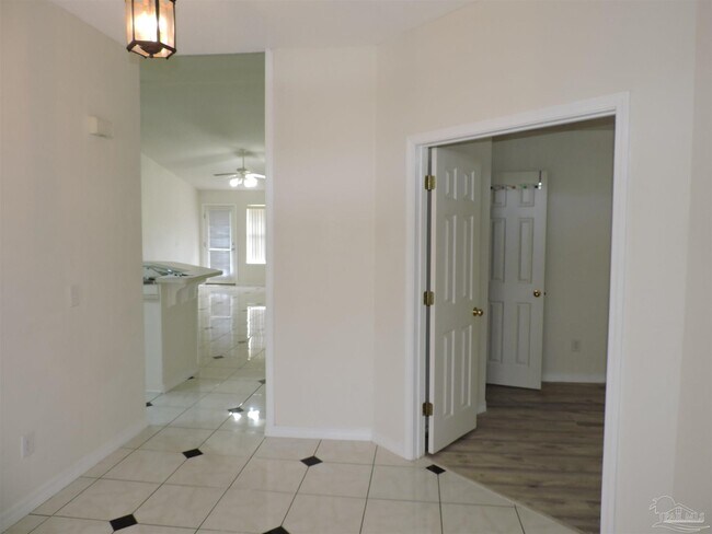 Building Photo - 1781 Silas Cir
