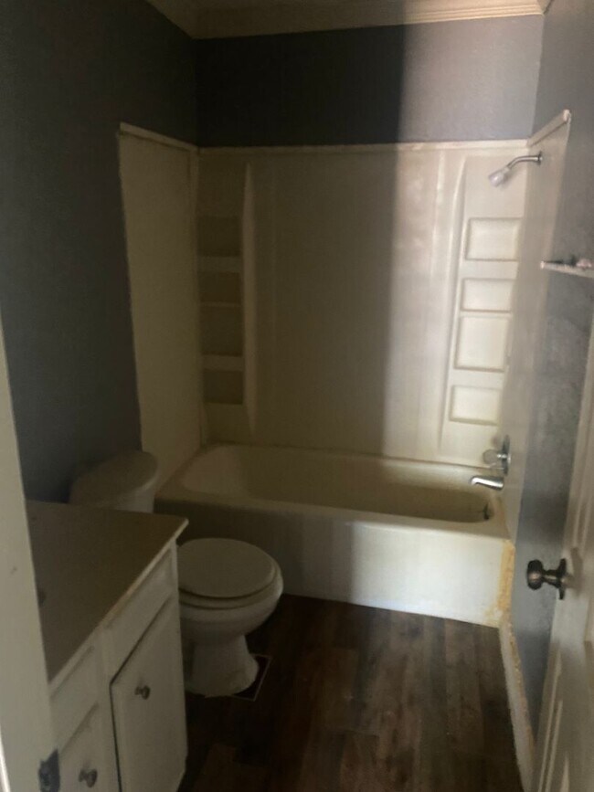 Building Photo - 7034 Brandtway St