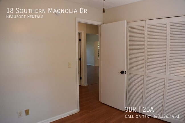 Building Photo - 18 Southern Magnolia Dr