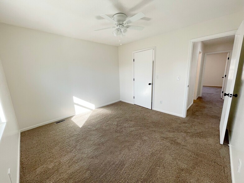 Building Photo - 7104 Orchard Ct