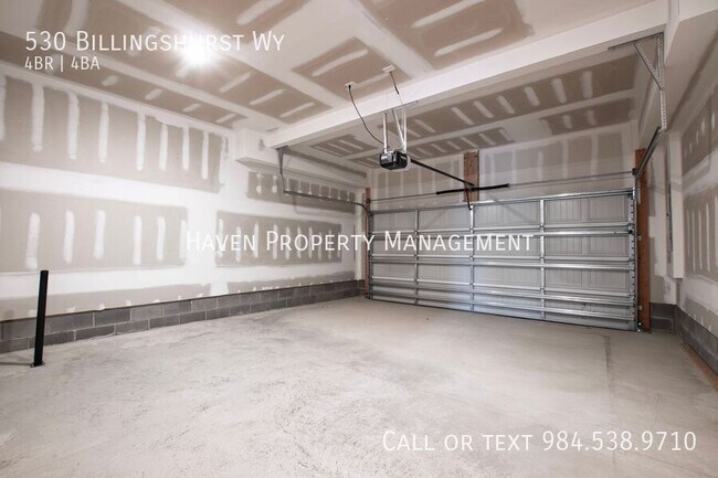 Building Photo - 530 Billingshurst Wy