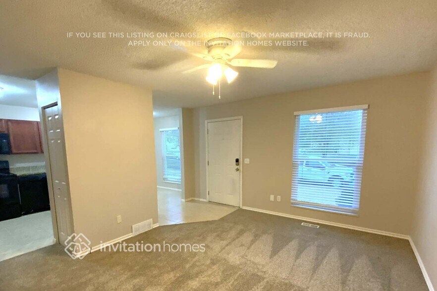 Building Photo - 20355 E Buchanan Dr