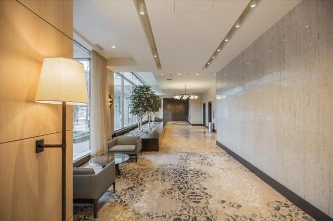 Building Photo - 224 W Rittenhouse Sq