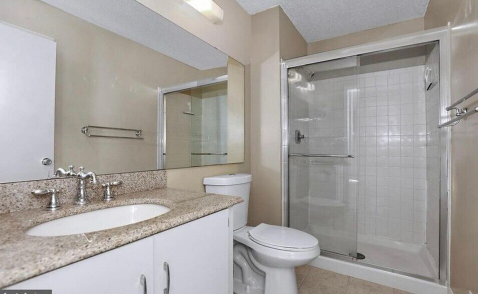 Building Photo - 41 Feiler Ct
