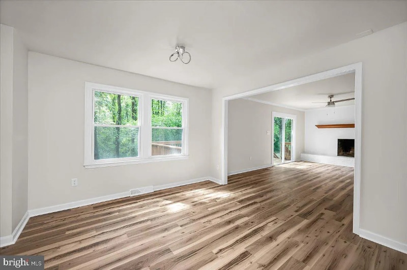 Building Photo - 11816 Rutherford Dr