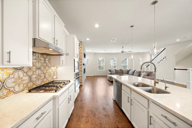 Building Photo - 4003 Centre Valley Ln