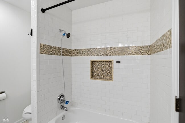 Building Photo - 512 Lexington Blvd