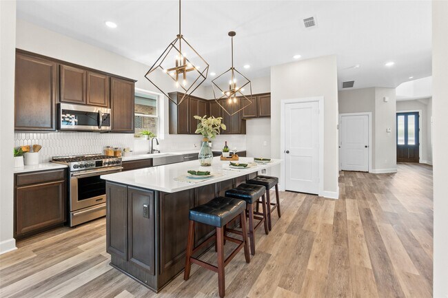 Building Photo - 23726 Pullin Market Dr