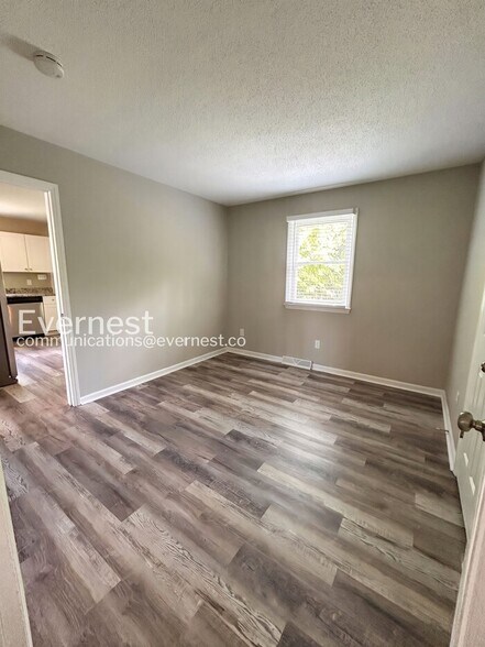 Building Photo - 1676 Guilford Dr